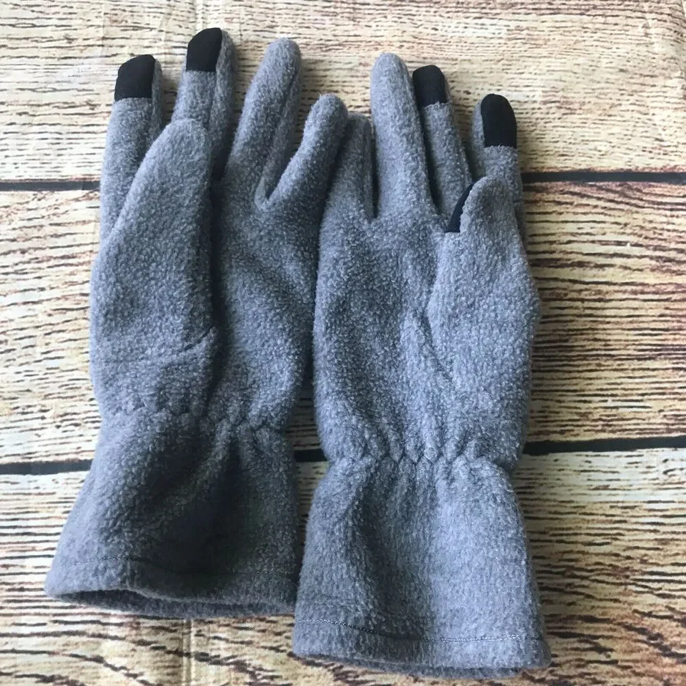 Set of Gray Warm Winter Snow Gloves Heat Sensitive Finger Pads